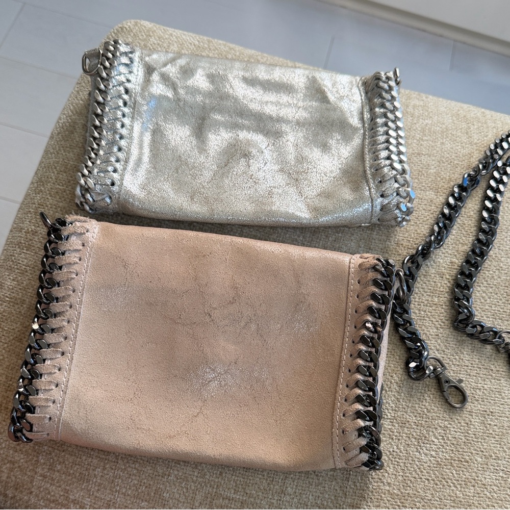 Metallic Silver and Blush Pink Chain-Trim Wristlet Clutch Stella McCarthy - Picture 2 of 4